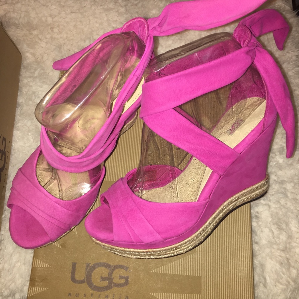 NWT UGG wedges